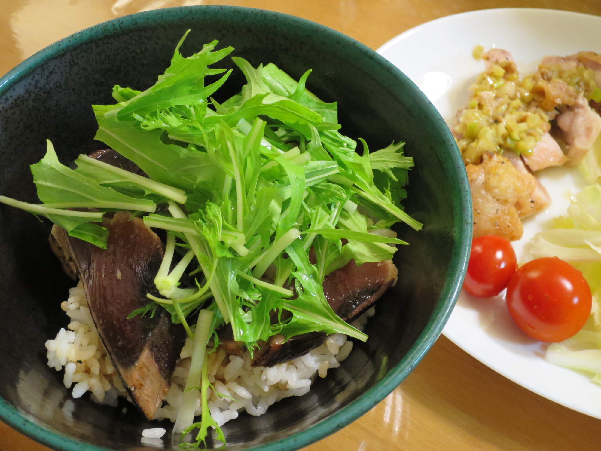 食べ応えがあります。かつおのたたきのヅケ丼