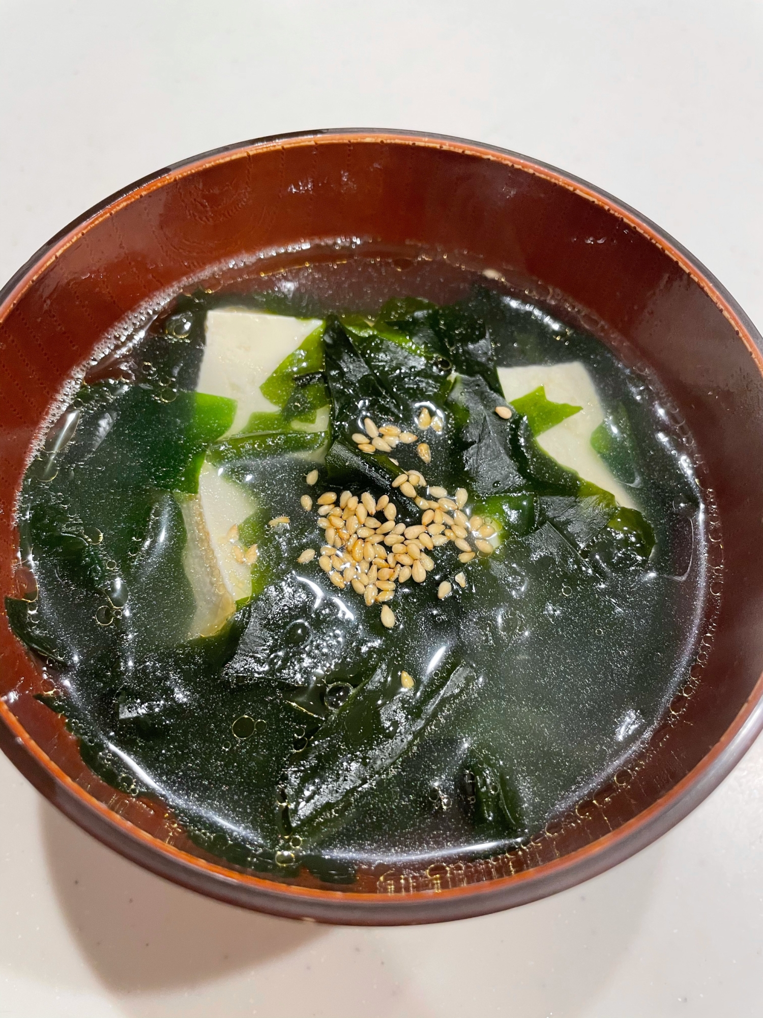 ごま香る⭐豆腐とワカメの中華スープ
