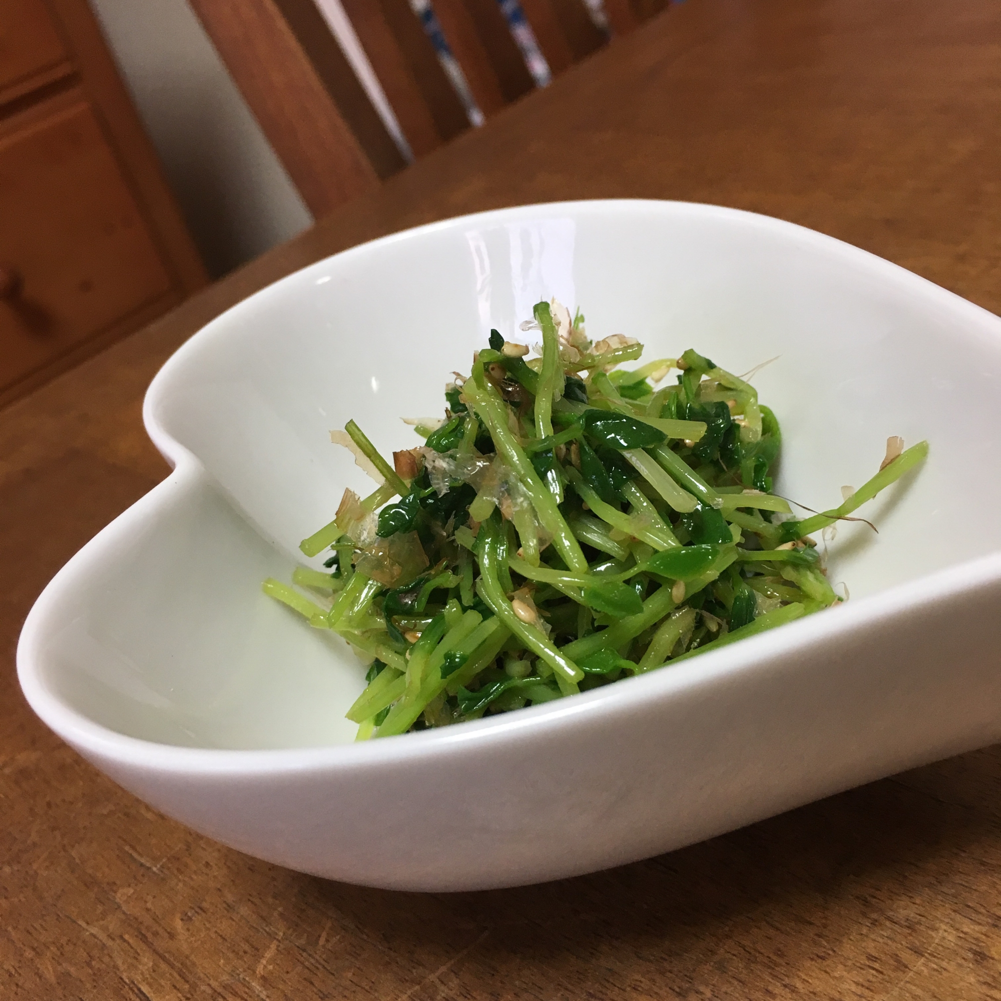 豆苗辛子おかか和え