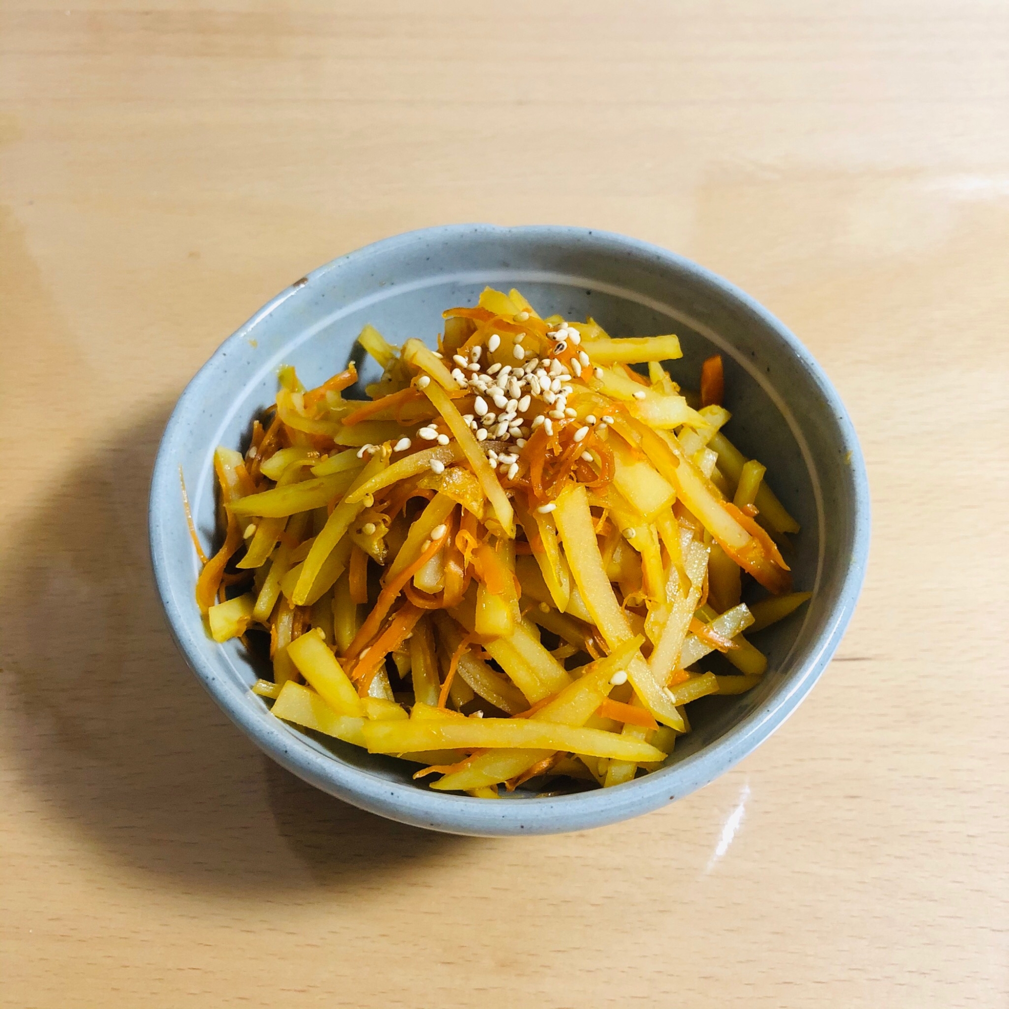 副菜やお弁当に!じゃがいもとにんじんのきんぴら♪