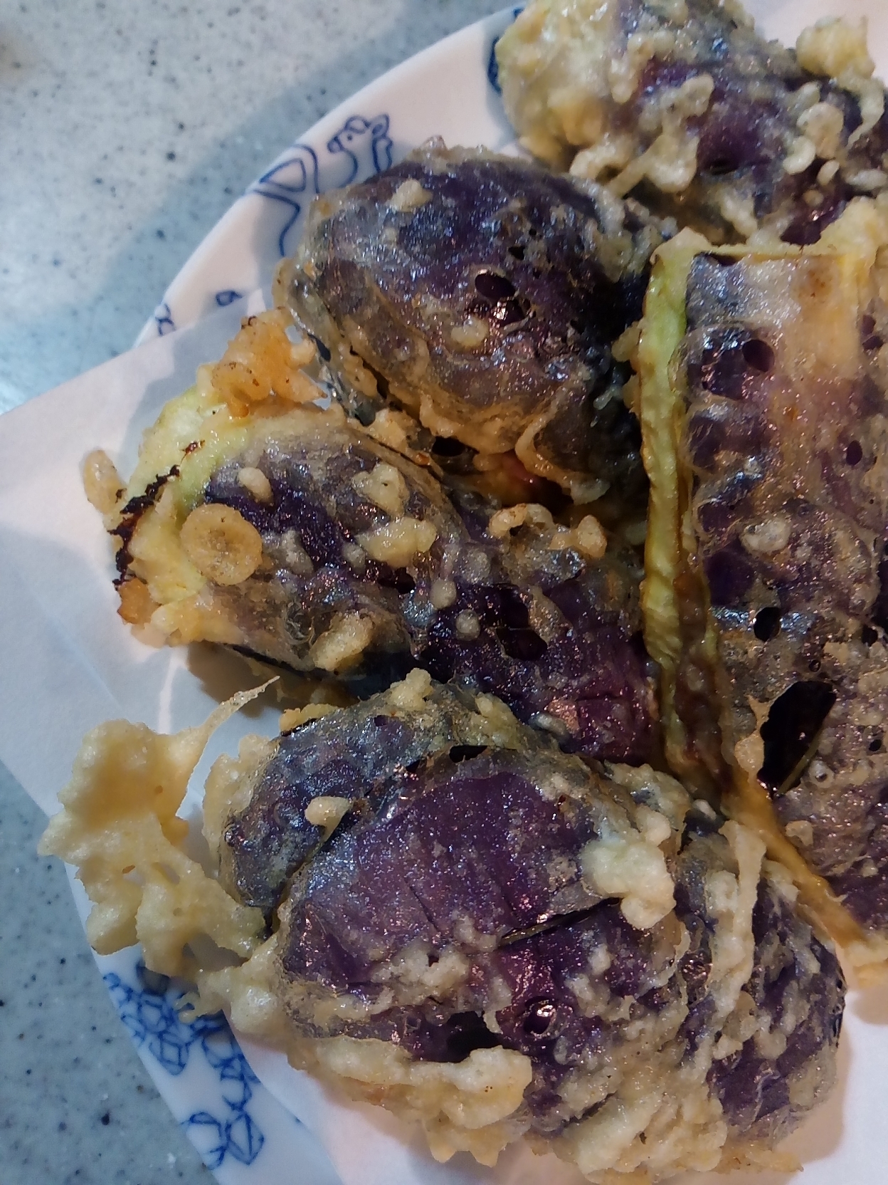 ナスの牛肉はさみ揚げ