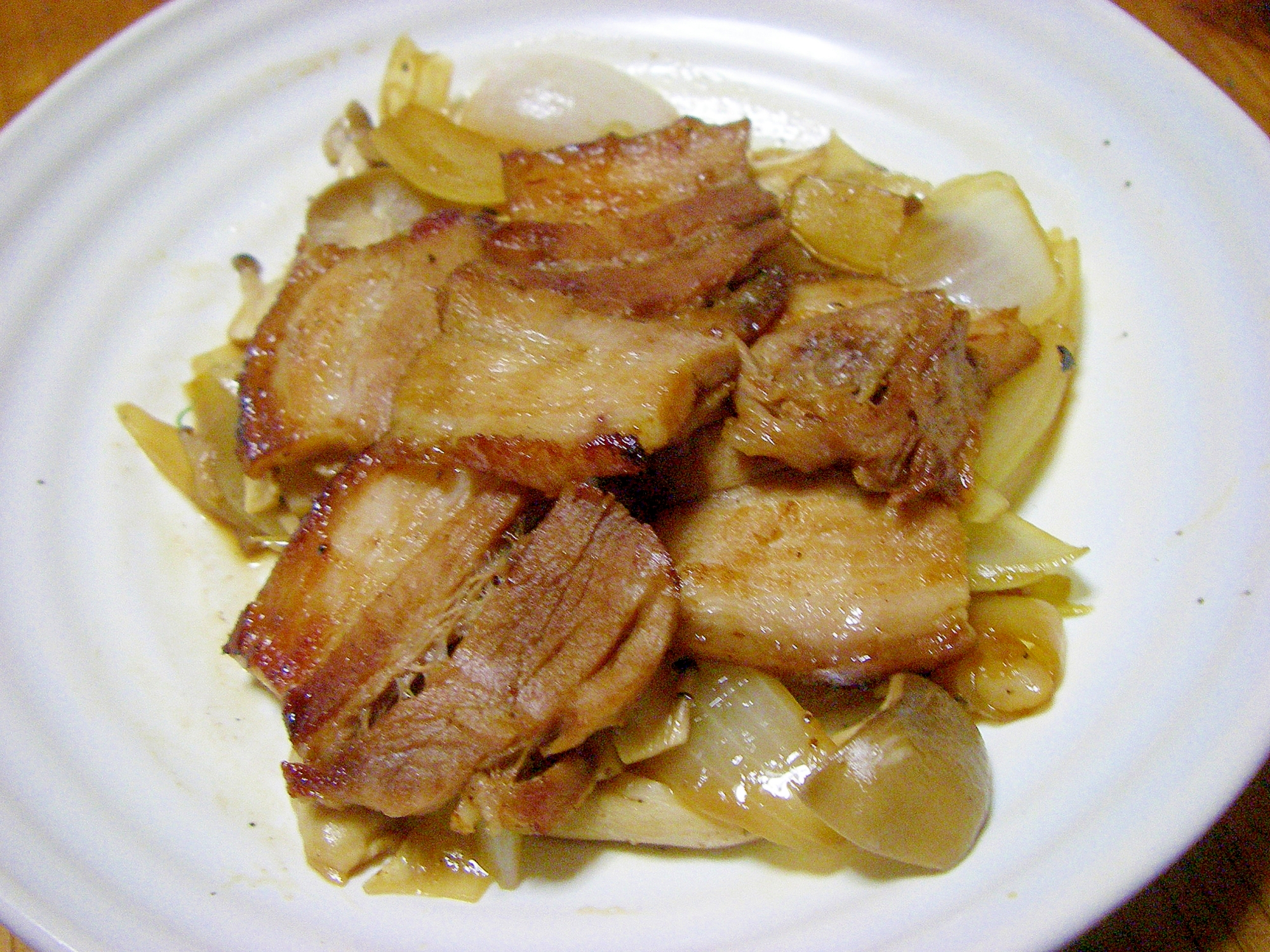豚バラ肉とショウガのニンニクソテー