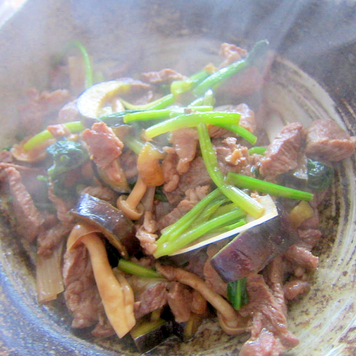 ほうれん草しめじ牛肉コチュジャン焼き