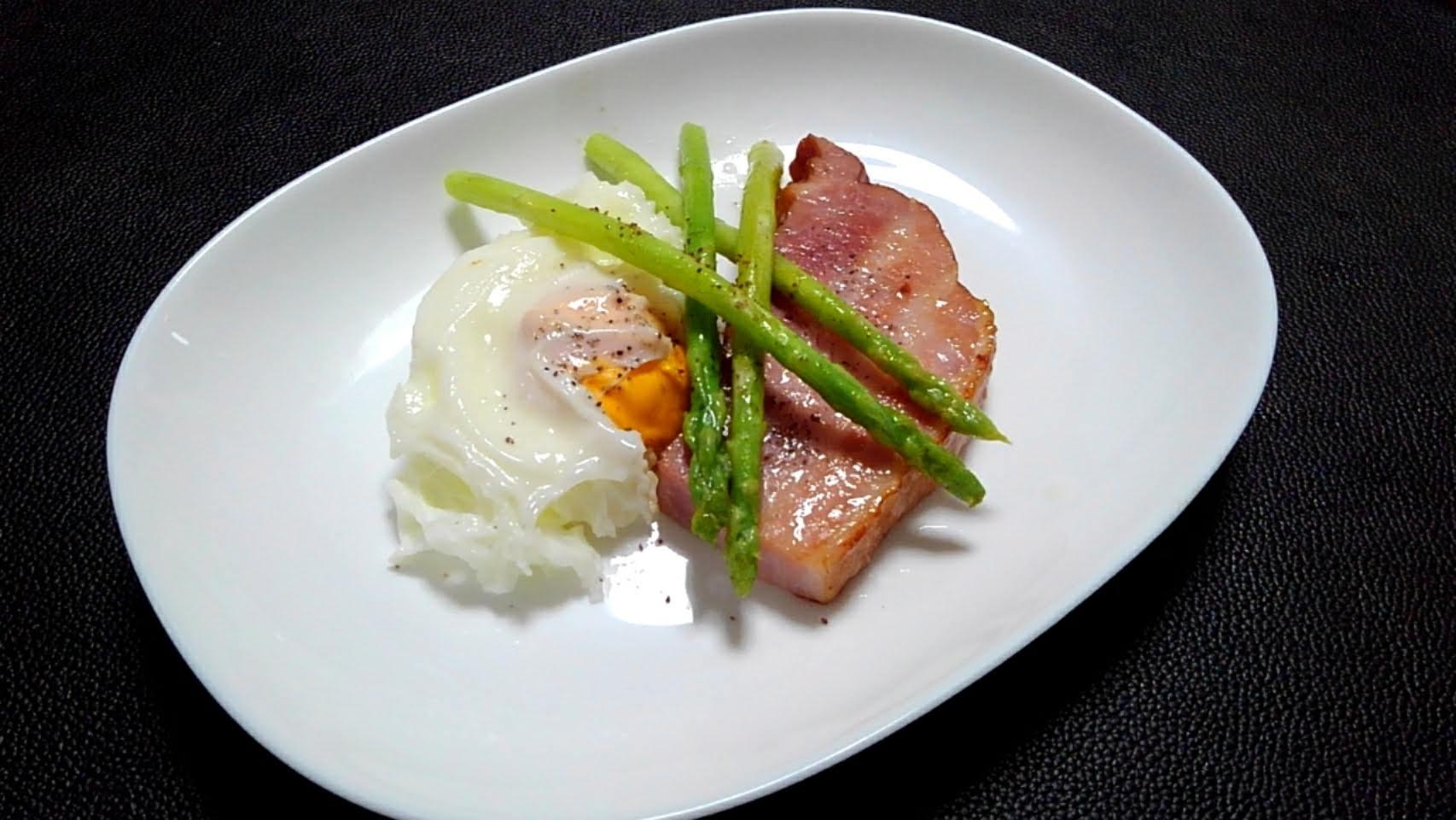 厚切りベーコンステーキとアスパラと卵焼き レシピ 作り方 By かんたんれぴこ 楽天レシピ