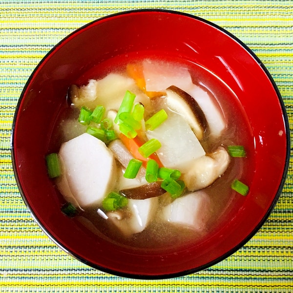 里芋と大根と人参と椎茸のお味噌汁 レシピ 作り方 By Kaede 楽天レシピ 里芋と大根と人参と椎茸のお味噌汁 レシピ 作り方 By Kaede 楽天レシピ