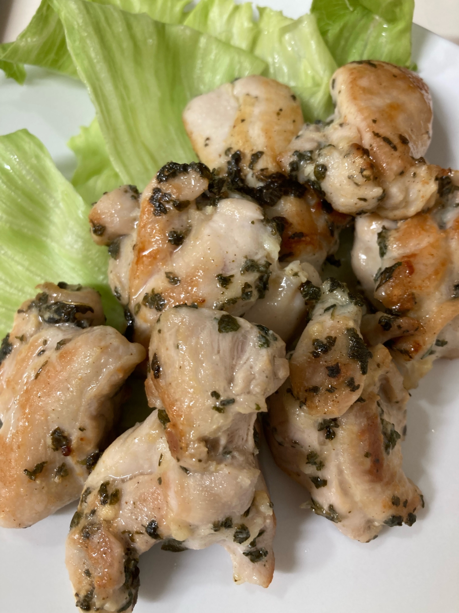 バジルチキン パリパリに焼いた鶏肉にバジルの香り レシピ 作り方 By アンのとびら 楽天レシピ バジルチキン パリパリに焼いた鶏肉にバジルの香り レシピ 作り方 By アンのとびら 楽天レシピ