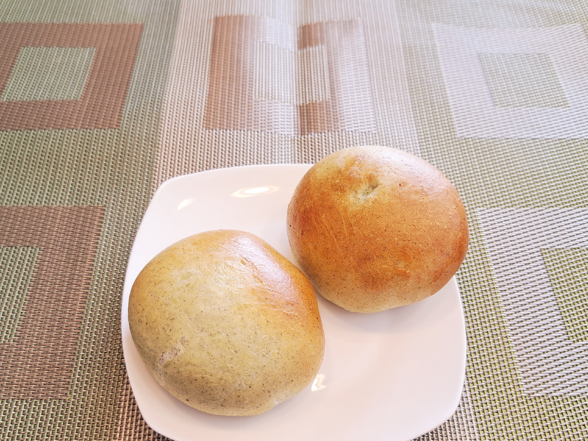 お家で手作り！乾燥よもぎで！よもぎあんぱん