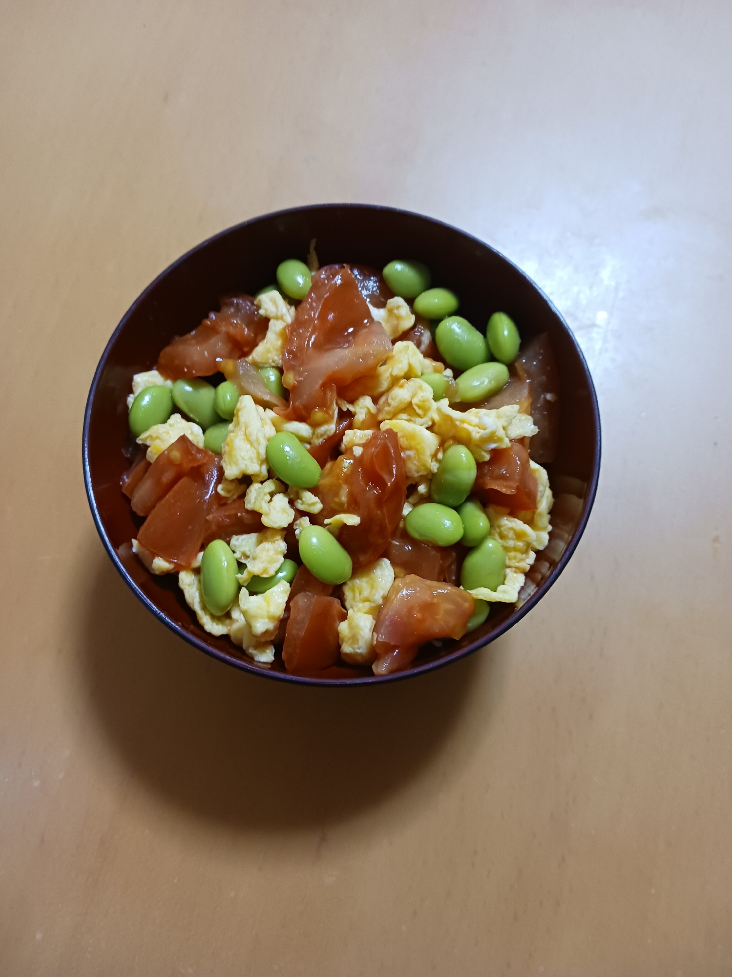 トマトと卵のバター炒め