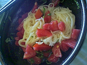 トマトバジルのイタリアンそうめん