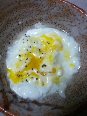 レンジde半熟卵のトローリチーズ。