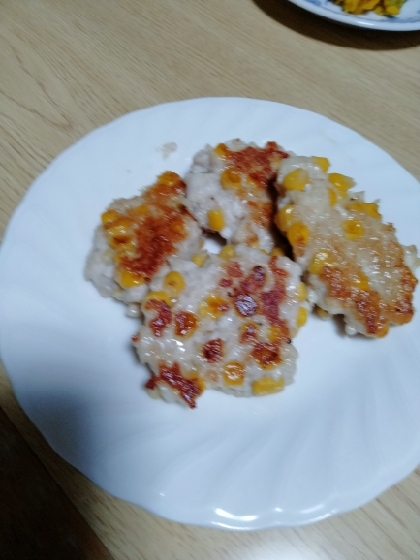 男性です。
これで作ったのは３回目です。
妻からきっと孫も喜んで食べそうと言ってもらえました。
孫は、外孫で５歳です。