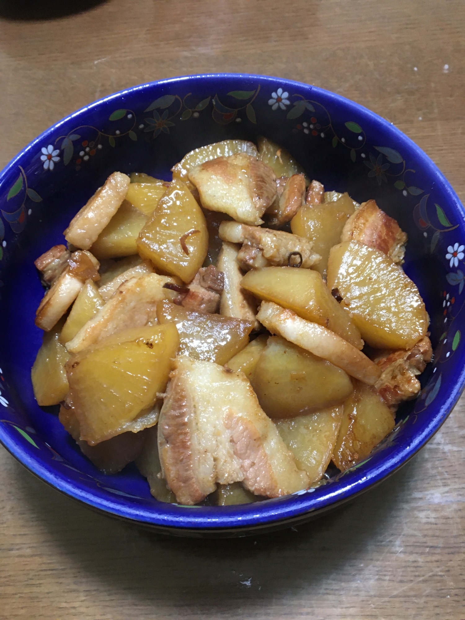 旨辛！豚バラ肉と大根の煮物