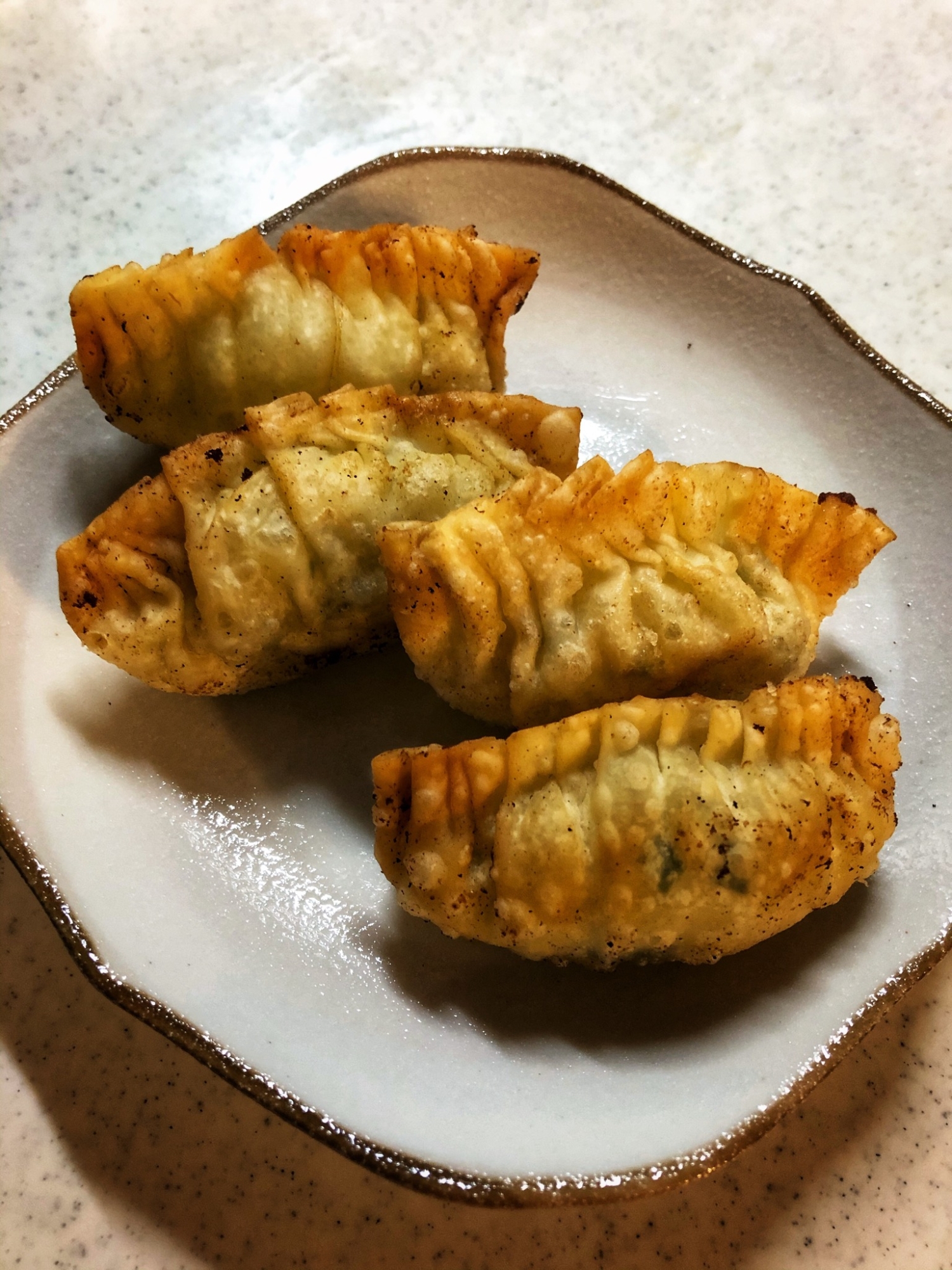 木綿豆腐と野菜のヘルシー揚げ餃子