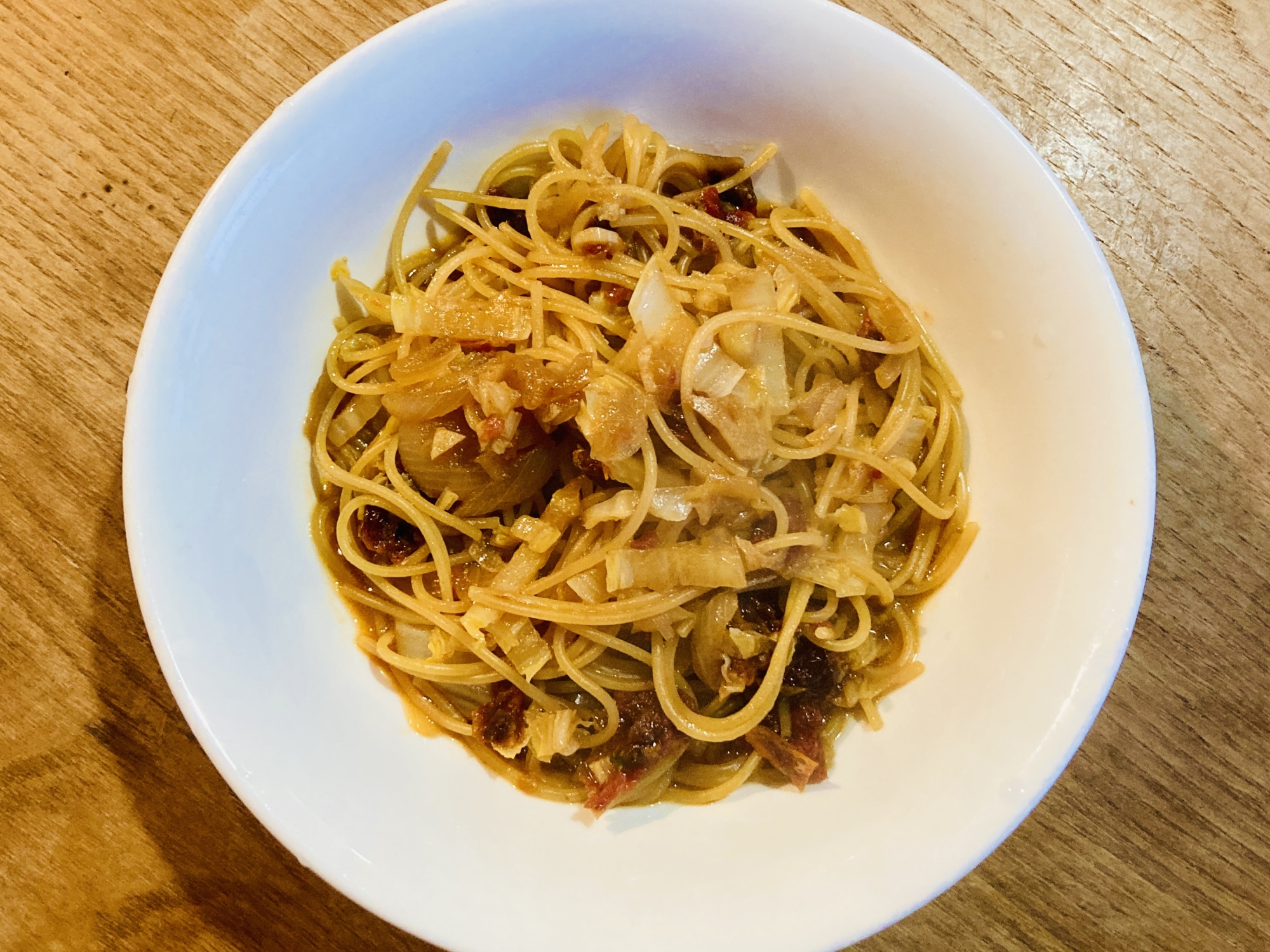 鍋ひとつで作るドライトマトのパスタ