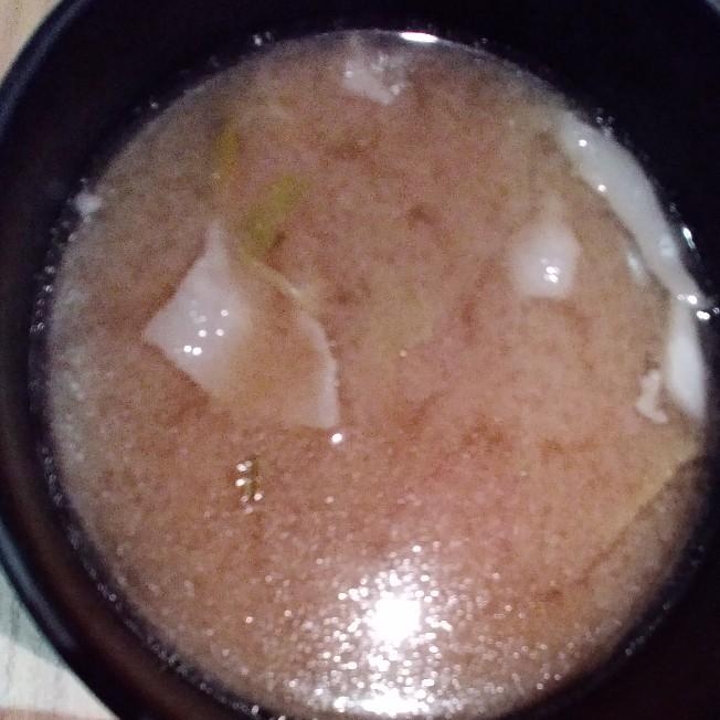 キャベツの味噌汁