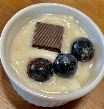 ブルーベリーとチョコのヨーグルト