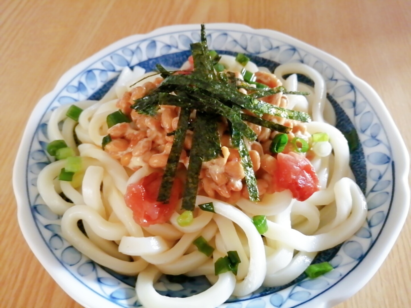 さっぱり☆納豆と梅干しの冷やしうどん