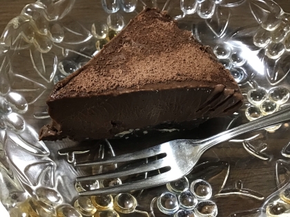 混ぜるだけ！簡単すぎる濃厚♡生チョコケーキ