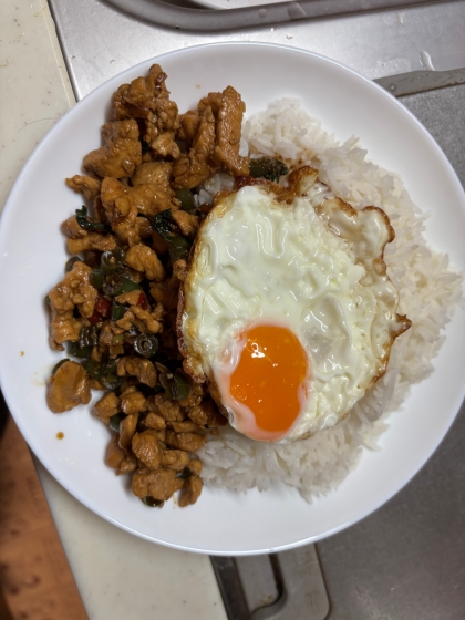 本格！本場の味！ガパオライス　✦鶏肉のガパオ炒め✦