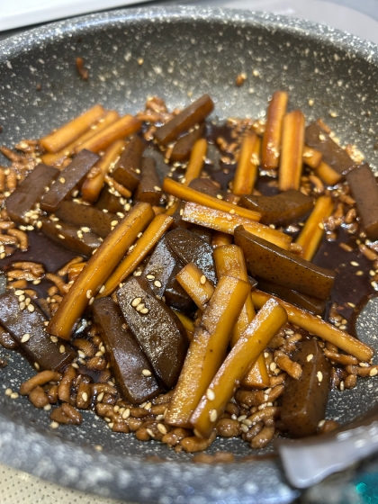 ごぼうとこんにゃくの照り煮♪