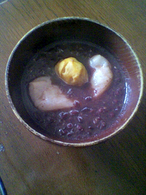 市販のあんこで栗入りおしるこ レシピ 作り方 By ムーミンママ24 楽天レシピ 市販のあんこで栗入りおしるこ レシピ 作り方 By ムーミンママ24 楽天レシピ