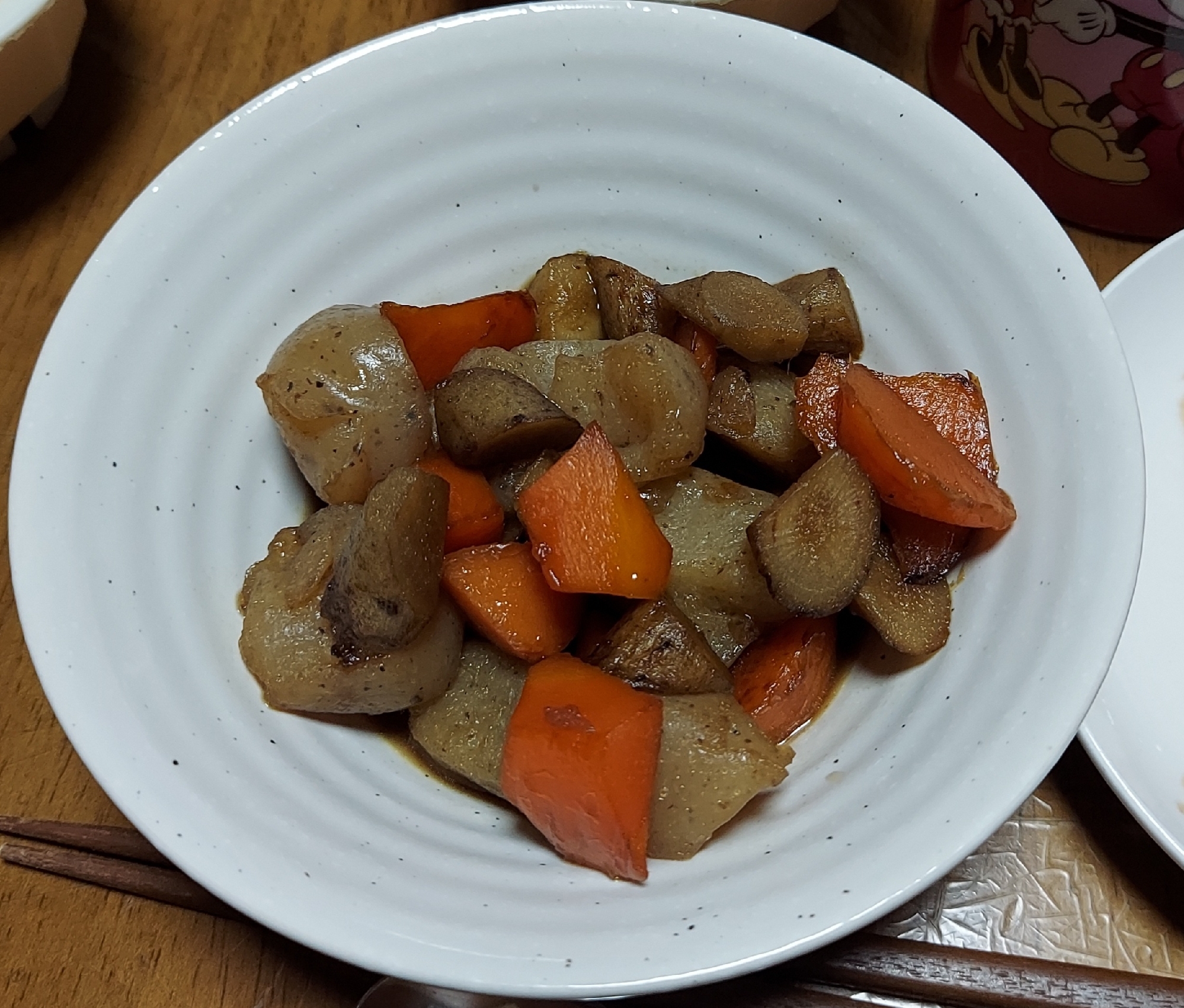 こんにゃく人参ごぼうのカレー煮物