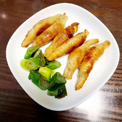 【業務スーパー】冷凍鶏皮餃子をパリパリに