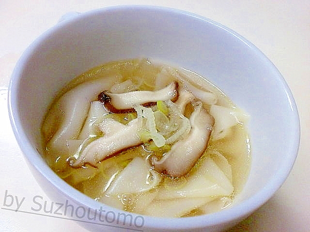体ホカホカ 喉ごしスルリの餃子皮スープ
