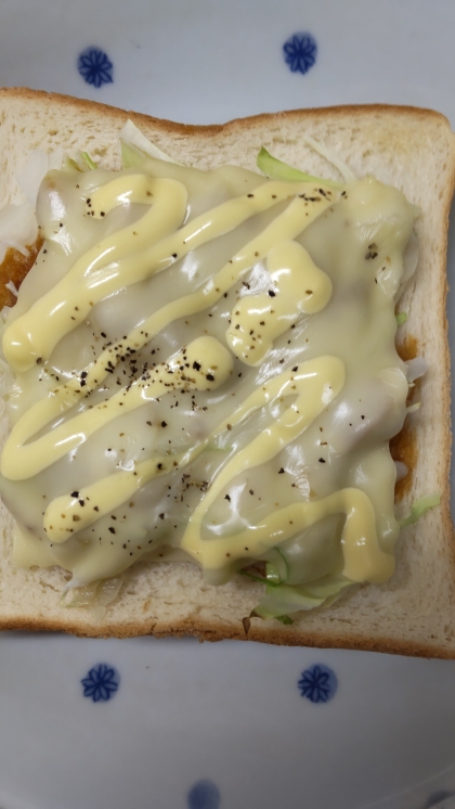 キャベちく焼き肉のたれトースト