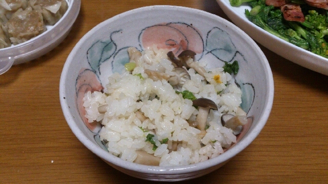 しめじと菜の花の混ぜご飯