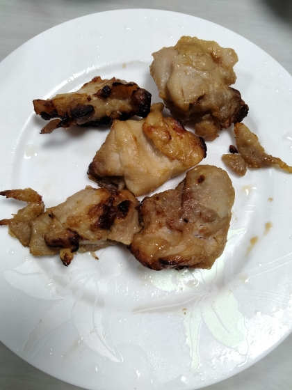 漬けて焼くだけ！鶏もも肉のニンニクしょう油焼き！