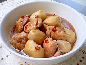 里芋と鶏肉の旨辛煮