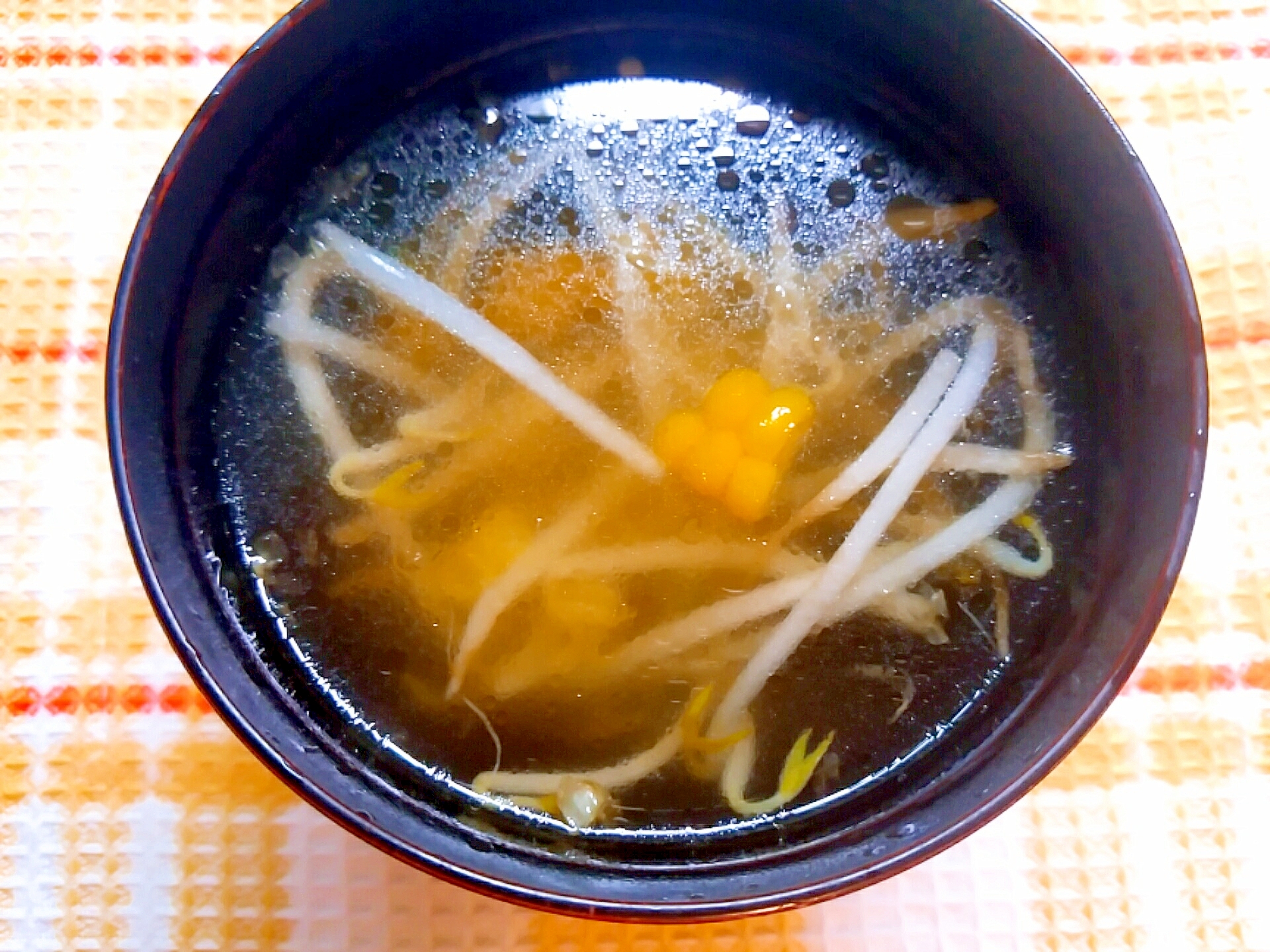 もやしととうもろこしの中華スープ