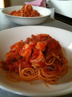 ぷりっぷり海老の濃厚トマトクリームパスタ レシピ 作り方 By Gacchan 1 楽天レシピ