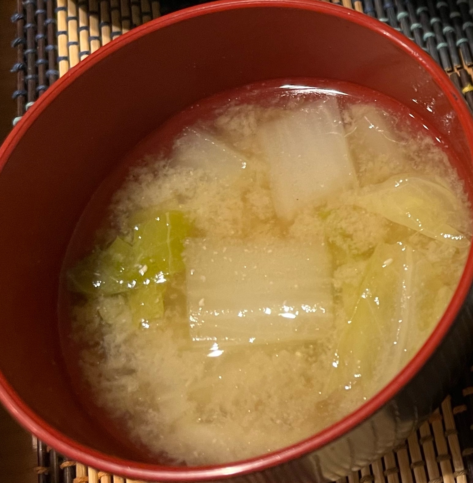 白菜とレンコンの味噌汁