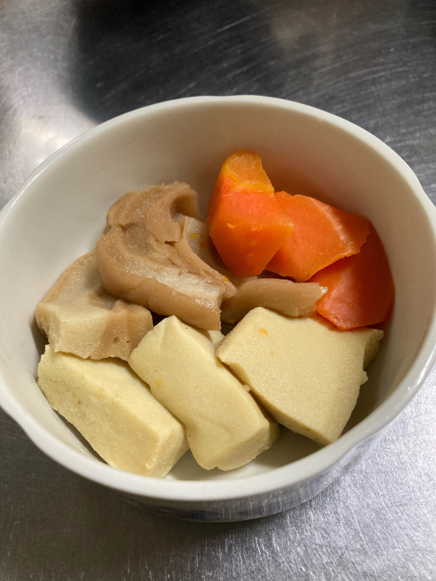 高野豆腐と車麩の煮物