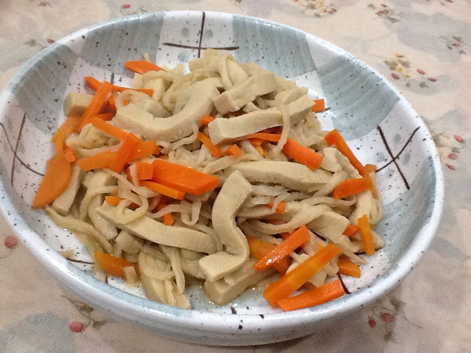 高野豆腐と切り干し大根の煮物