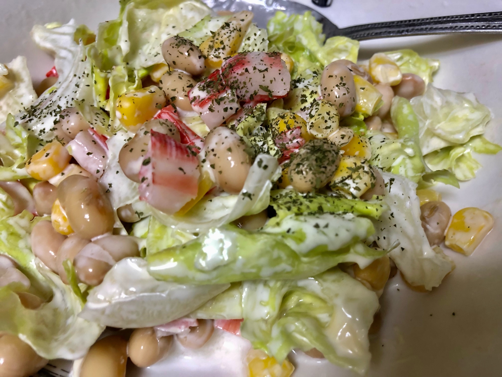 大豆水煮とレタス&コーンのコブサラダ