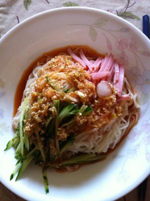 ピリッと韓国風 ビビン麺