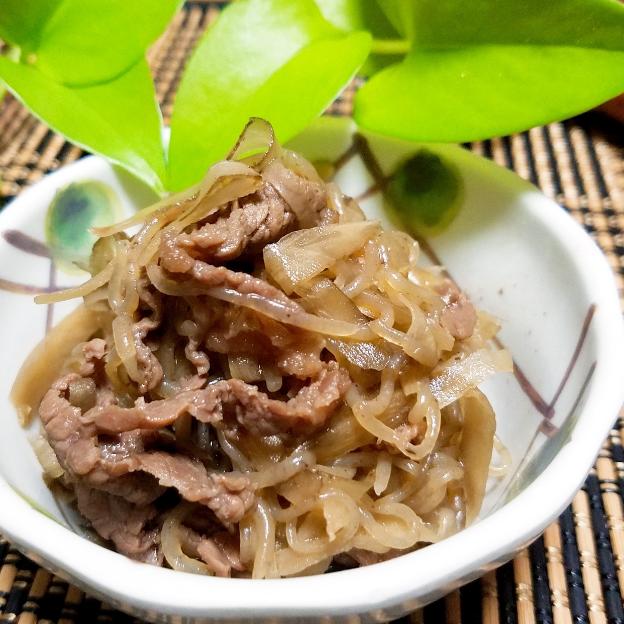 簡単おつまみ★ゴボウと蒟蒻！牛肉のしぐれ煮