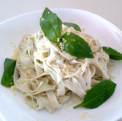 絶品！自家製バジルdeジェノベーゼ