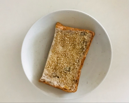 マヨ胡麻蜂蜜トースト