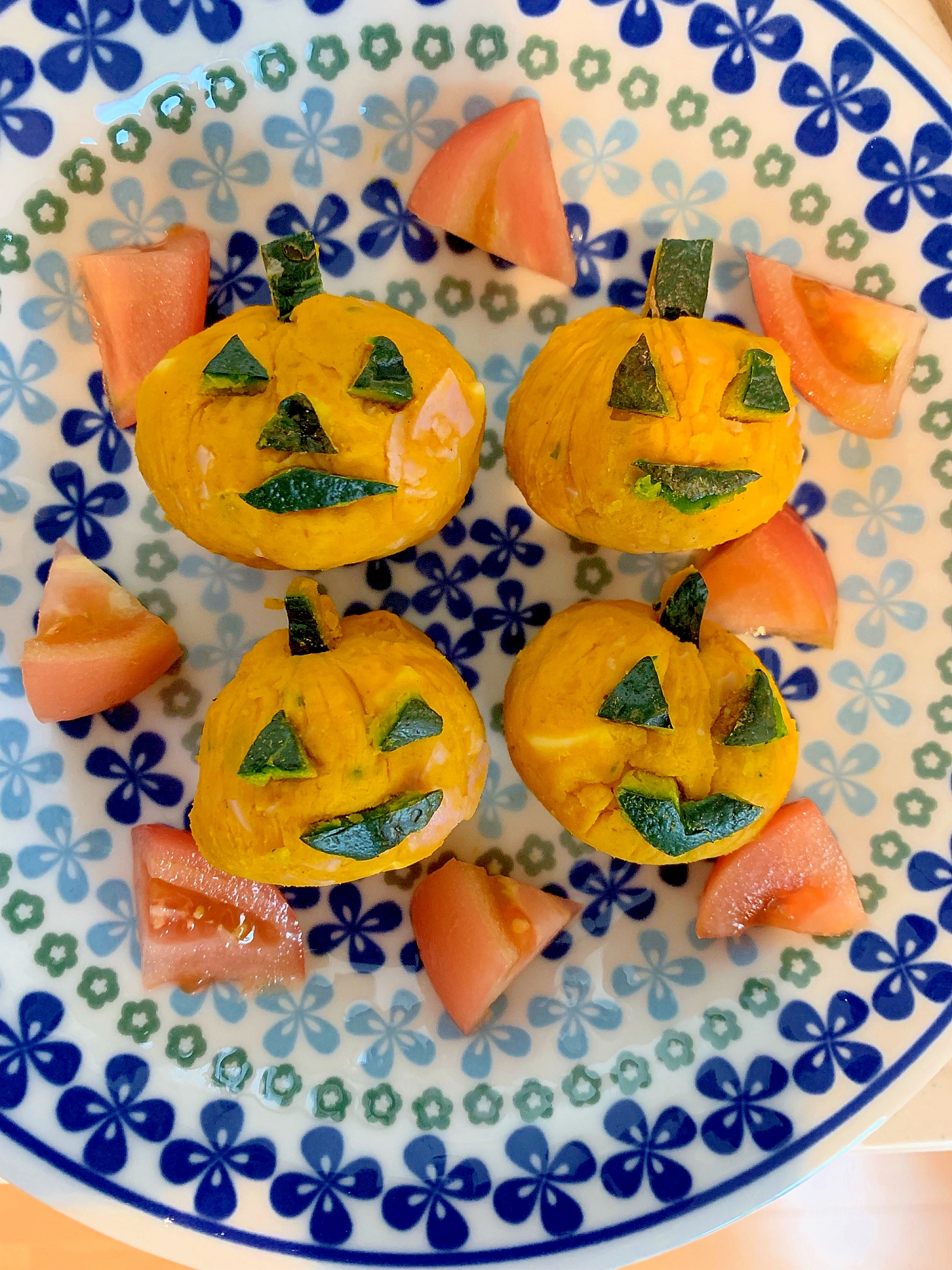 ハロウィンかぼちゃのサラダ レシピ 作り方 By 食べ盛り３兄弟まま 楽天レシピ