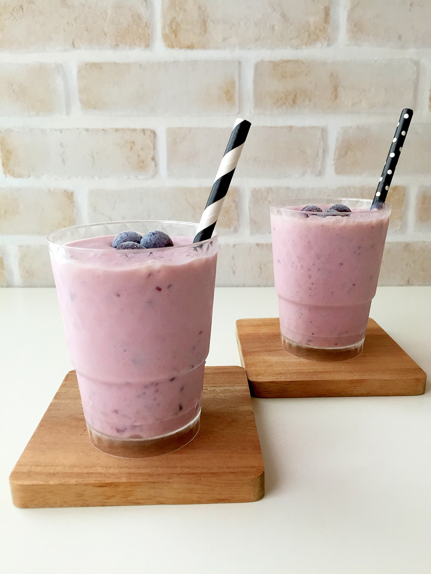 簡単朝食スムージー バナナ ブルーベリー レシピ 作り方 By Aka Ru 楽天レシピ 簡単朝食スムージー バナナ ブルーベリー レシピ 作り方 By Aka Ru 楽天レシピ