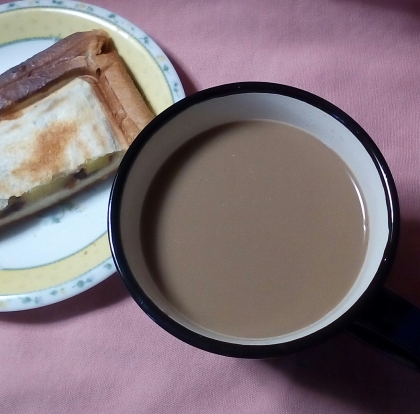 甘めの蜂蜜練乳入りカフェオーレとても美味しかったです（*'‐'*)♪