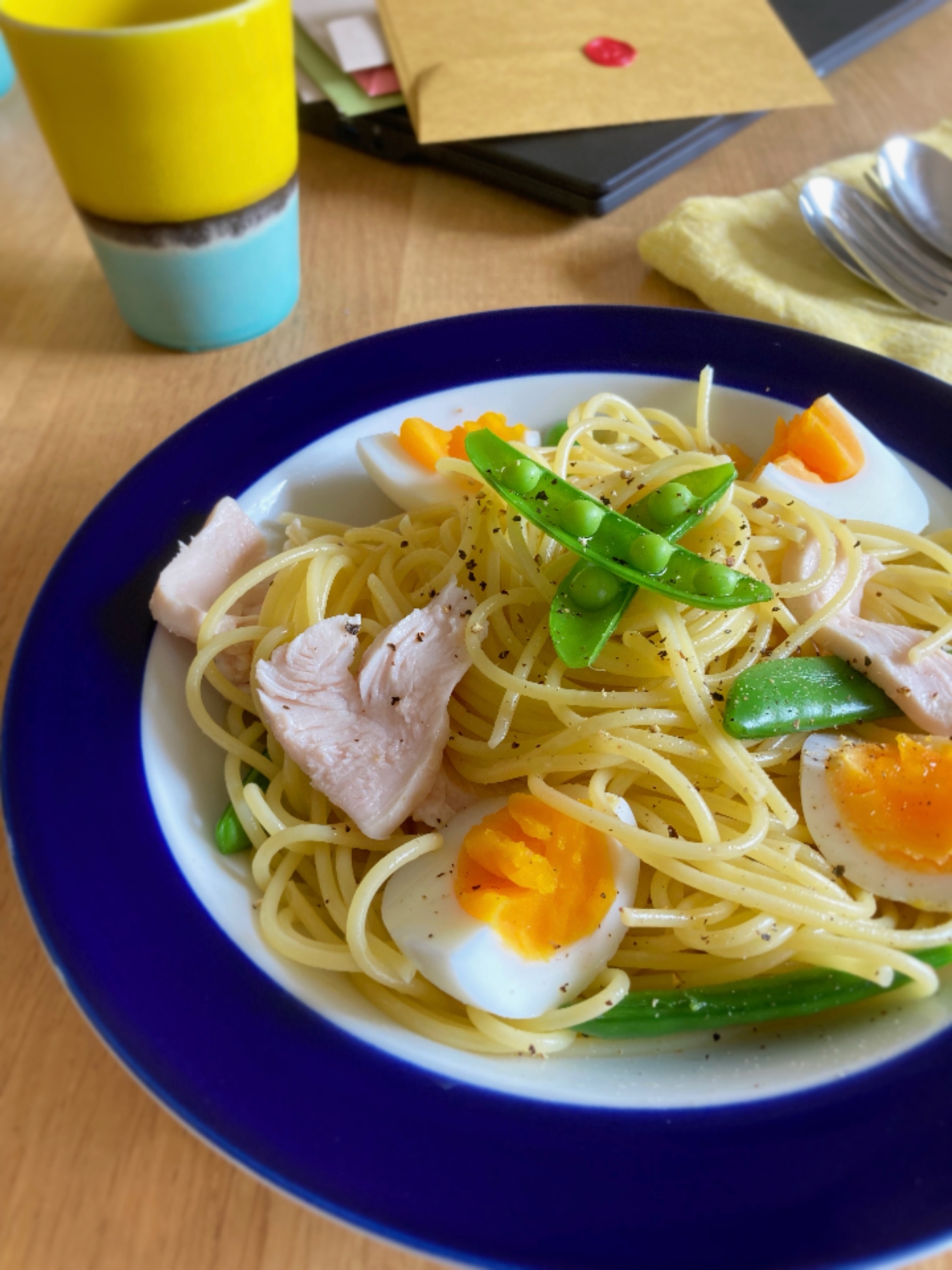 スナップえんどうと鶏ハムのパスタ♪