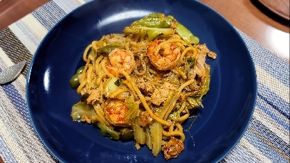 スパイシー！シンガポール風カレー焼きそば