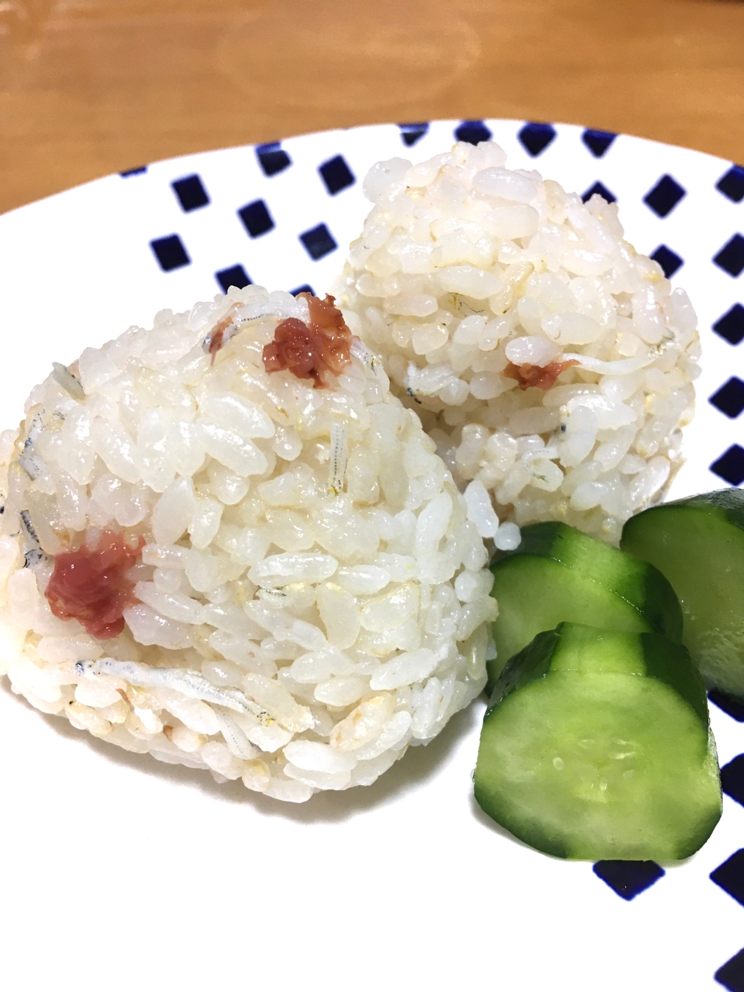 梅としらすの炊き込みご飯