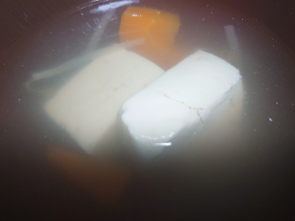 あさりと豆腐の中華スープ