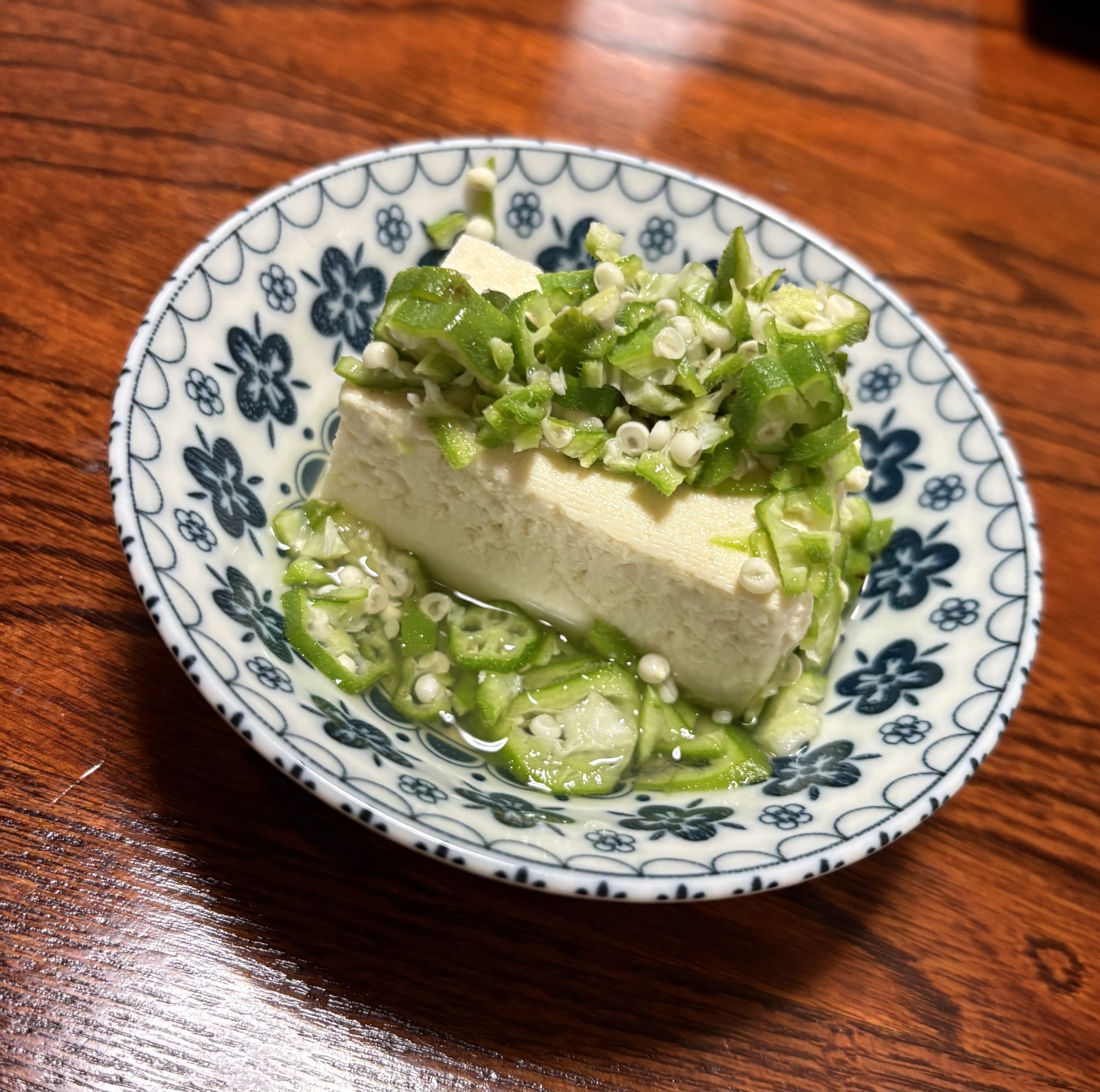 叩きオクラの冷奴